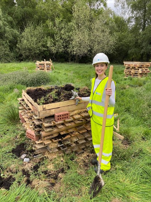 Statkraft Employee building Bee hotel onsite