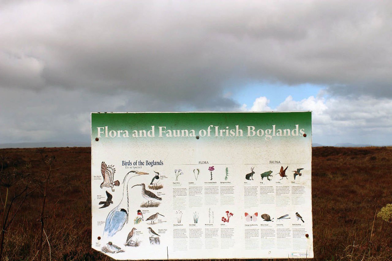 Flora and fauna sign